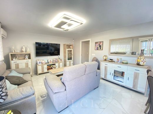 Luxury Apartment for sale in Vélez-Málaga, 412 000 €, Photo 3