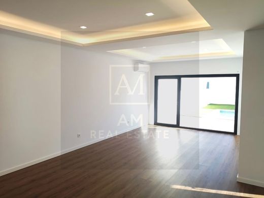 Maison de luxe à vendre à Seixal, 410 000 €, Photo 7