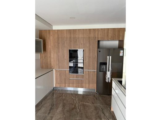 Maison de luxe à vendre à Setúbal, 780 000 €, Photo 7