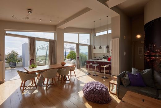 Appartement de luxe à vendre à Vári, 520 000 €, Photo 3
