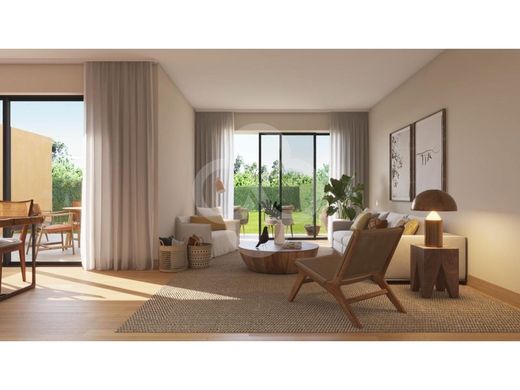Luxury House for sale in Seixal, 740 000 €, Photo 2