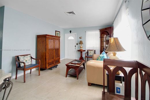 Luxury House for sale in Hollywood, 482 259 €, Photo 5