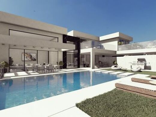 Luxury House for sale in Málaga, 2 750 000 €, Photo 1