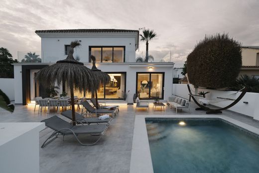 Maison de luxe à vendre à Nueva Andalucia, 2 195 000 €, Photo 3