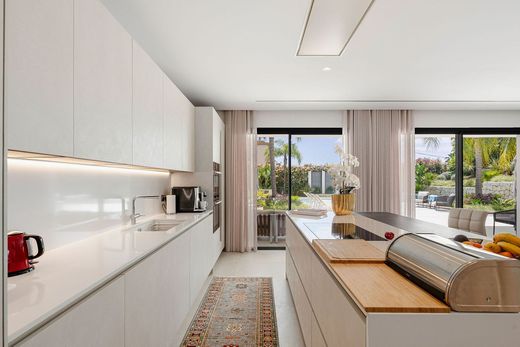 Luxury House for sale in Nueva Andalucia, 3 995 000 €, Photo 3