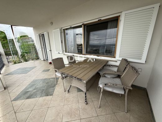 Luxury House for sale in Rijeka, 510 000 €, Photo 3