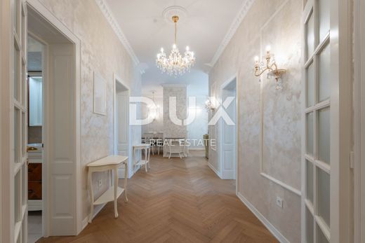 Appartement de luxe à vendre à Opatija, 1 300 000 €, Photo 2