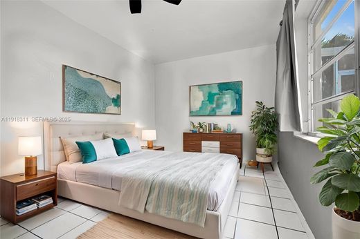 Luxury House for sale in Hollywood, 794 061 €, Photo 4