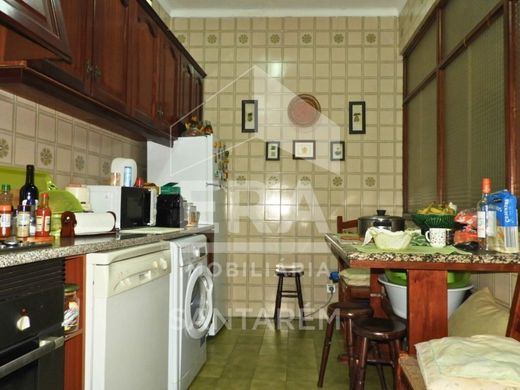 Maison de luxe à vendre à Santarém, 425 000 €, Photo 4