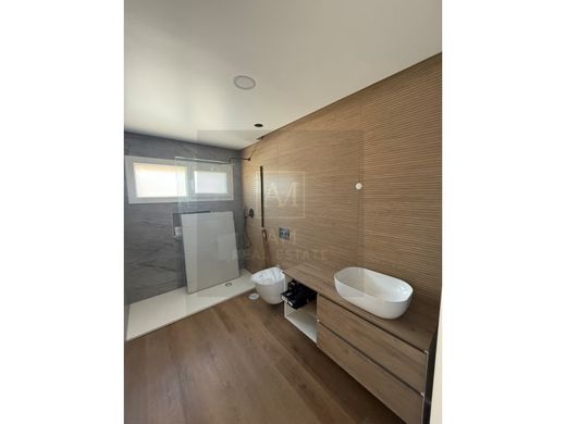 Luxury House for sale in Seixal, 420 000 €, Photo 5
