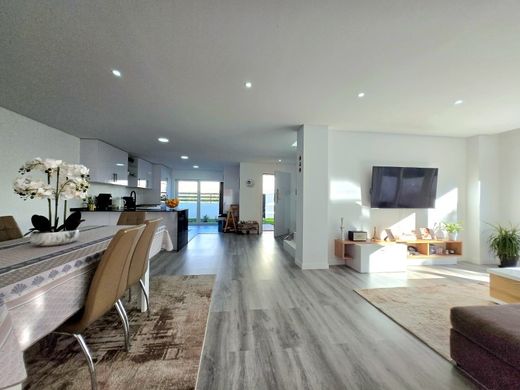 Maison de luxe à vendre à Loures, 630 000 €, Photo 6