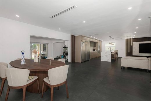 Luxury House for sale in Hollywood, 944 289 €, Photo 7