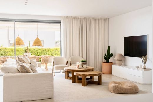 Luxury Apartment for sale in Marbella Del Este, 1 550 000 €, Photo 7
