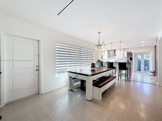 Luxury House for sale in Hollywood, 676 025 €, Photo 4