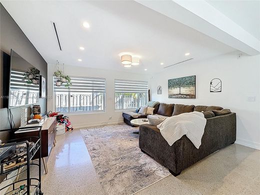 Luxury House for sale in Hollywood, 676 025 €, Photo 7