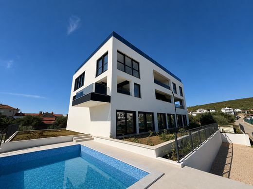 Luxury Apartment for sale in Zadar, 1 090 000 €, Photo 1