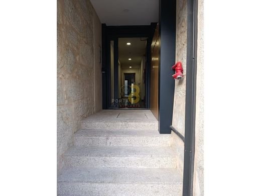 Appartement de luxe à vendre à Porto, 465 000 €, Photo 2