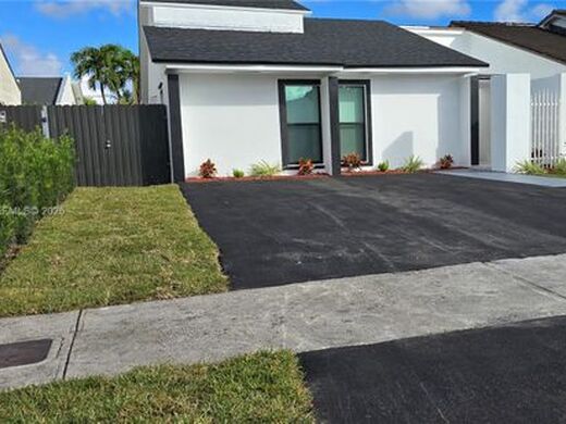 Luxury House for sale in Miami Terrace Mobile Home, 494 250 €, Photo 2