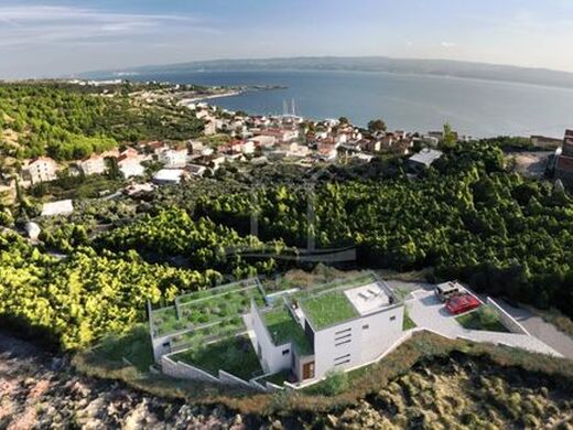 Luxury House for sale in Omiš, 1 350 000 €, Photo 1