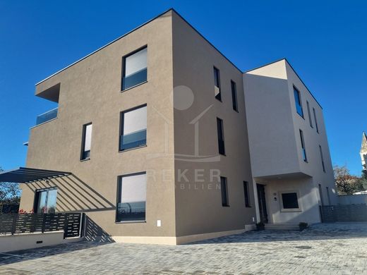 Appartement de luxe à vendre à Tar, 415 000 €, Photo 4