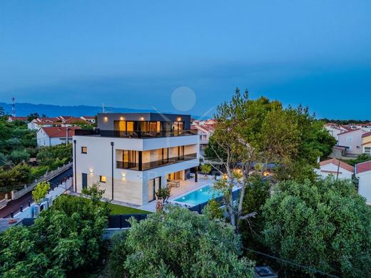 Maison de luxe à vendre à Privlaka, 1 800 000 €, Photo 6