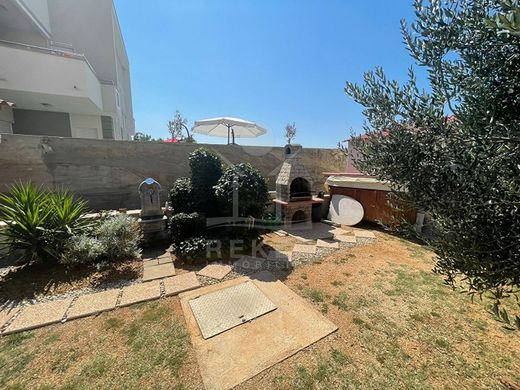Maison de luxe à vendre à Stara Novalja, 475 000 €, Photo 7
