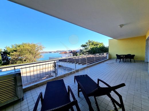 Appartement de luxe à vendre à Crveni Vrh, 561 415 €, Photo 7