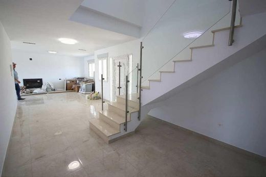Luxury House for sale in Pinoso, 491 000 €, Photo 6