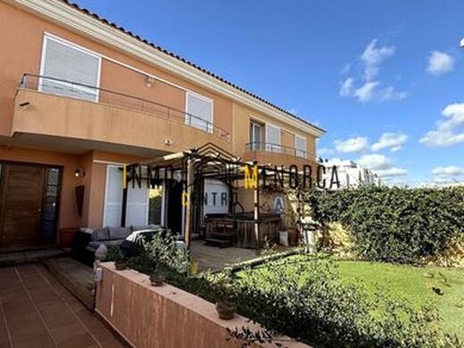 Maison de luxe à vendre à Maó, 785 000 €, Photo 1