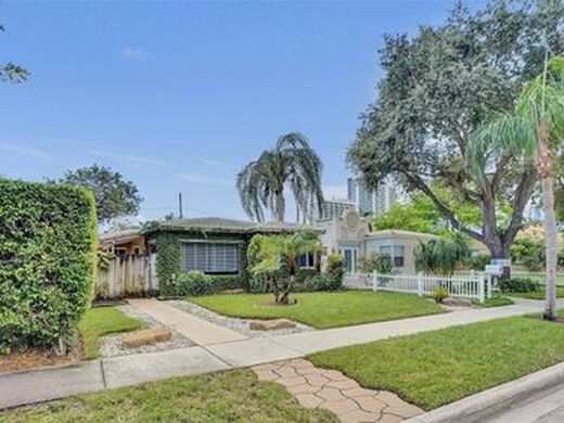 Luxury House for sale in Hollywood, 626 665 €, Photo 2