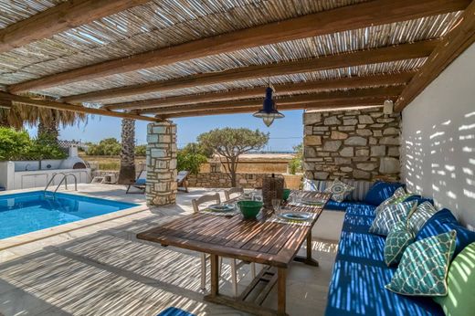 Luxury House for sale in Páros, 620 000 €, Photo 2