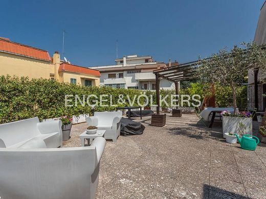 Luxury Apartment for sale in Rome, 1 040 000 €, Photo 6