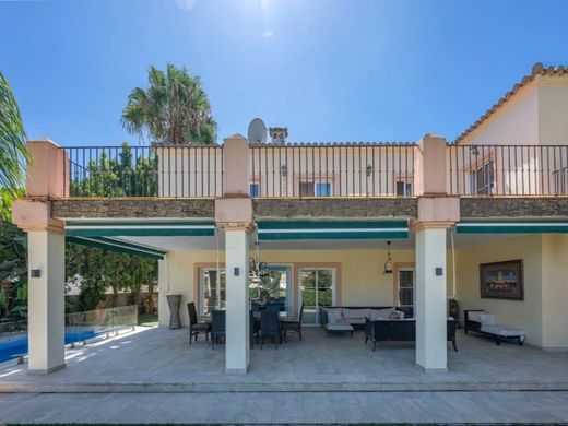 Maison de luxe à vendre à Marbella, 1 560 000 €, Photo 3