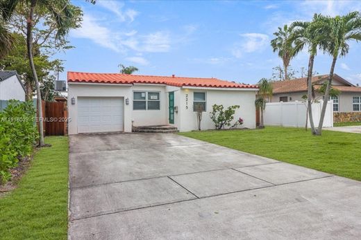 Luxury House for sale in Hollywood, 488 455 €, Photo 2