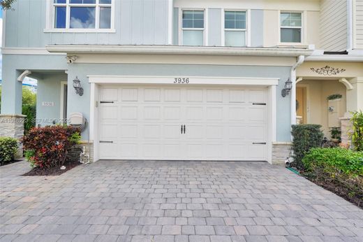 Luxury House for sale in Hollywood, 639 226 €, Photo 2