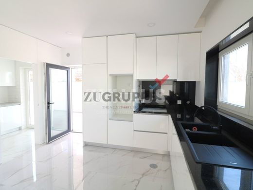 Maison de luxe à vendre à Aveiro, 580 000 €, Photo 6