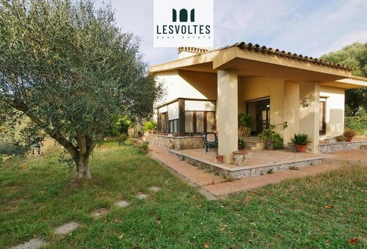 Maison de luxe à vendre à Bellcaire d'Empordà, 700 000 €, Photo 2