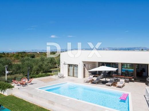 Maison de luxe à vendre à Zemunik Donji, 0 €, Photo 3
