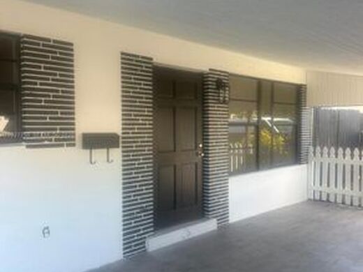 Luxury House for sale in Hollywood, 447 458 €, Photo 5