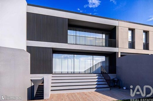 Maison de luxe à vendre à Maia, 650 000 €, Photo 7