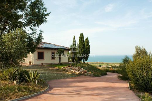 Maison de luxe à vendre à Montenero Di Bisaccia, 950 000 €, Photo 1