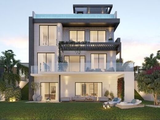 Luxury House for sale in Marbella, 1 118 000 €, Photo 1