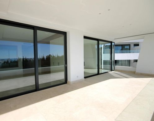 Luxury Apartment for sale in Marbella, 2 975 000 €, Photo 5