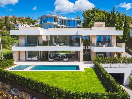 Luxury House for sale in Marbella, 4 990 000 €, Photo 1