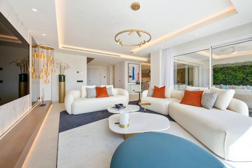 Luxury Apartment for sale in Marbella, 2 380 000 €, Photo 3