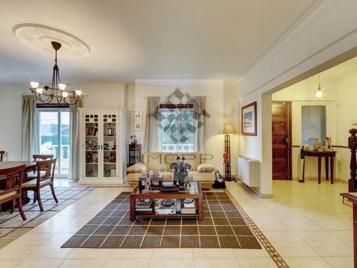 Maison de luxe à vendre à Amadora, 1 500 000 €, Photo 1