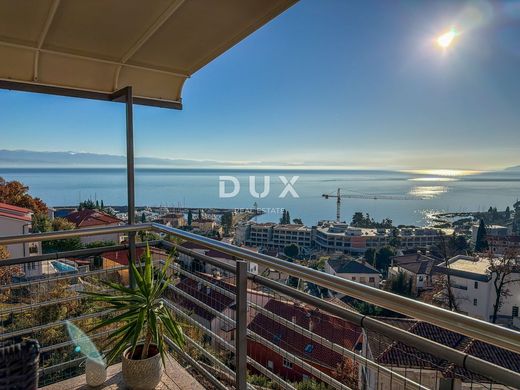 Appartement de luxe à vendre à Opatija, 490 000 €, Photo 3