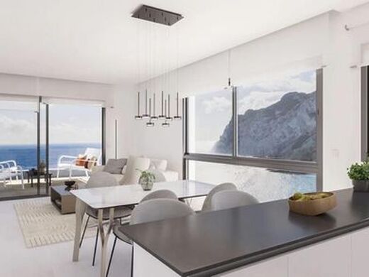 Luxury Apartment for sale in Calp, 620 000 €, Photo 2