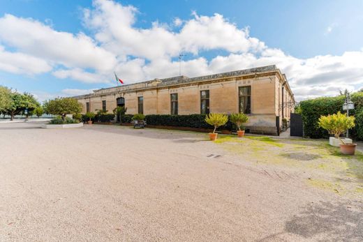 Luxury House for sale in Lecce, 3 650 000 €, Photo 2