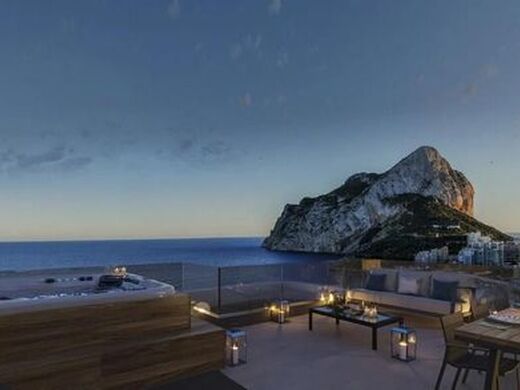 Luxury Apartment for sale in Calp, 620 000 €, Photo 4